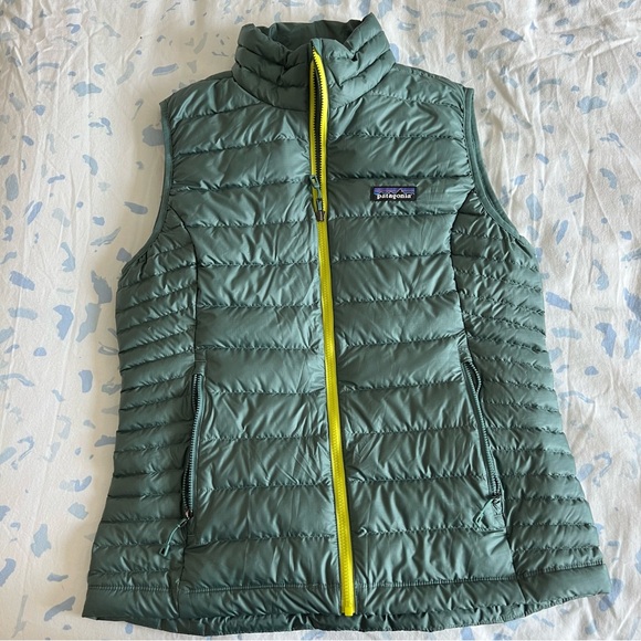 Patagonia Jackets & Blazers - Patagonia Down Puffer Vest